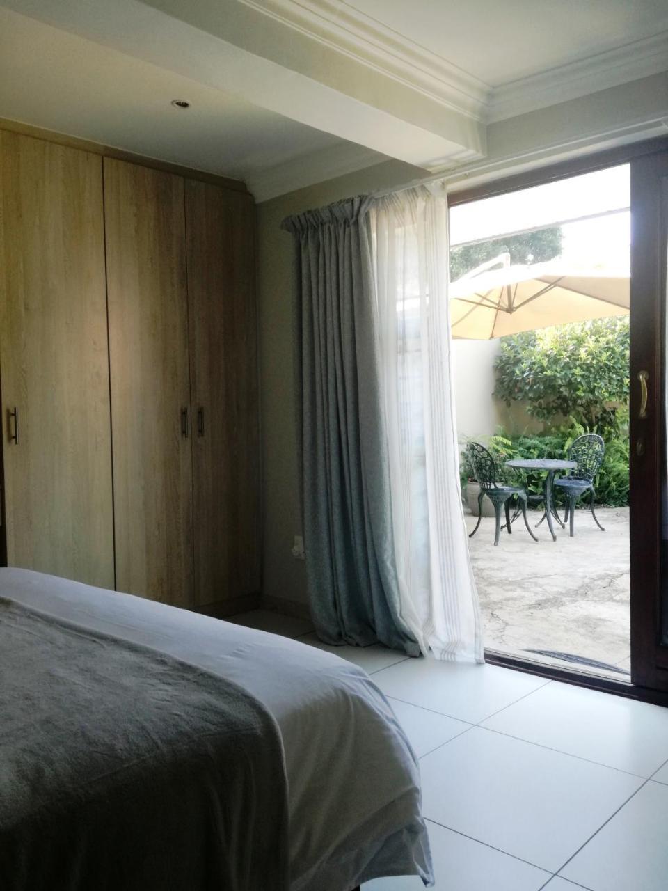 Dunton Guest House Joanesburgo Exterior foto